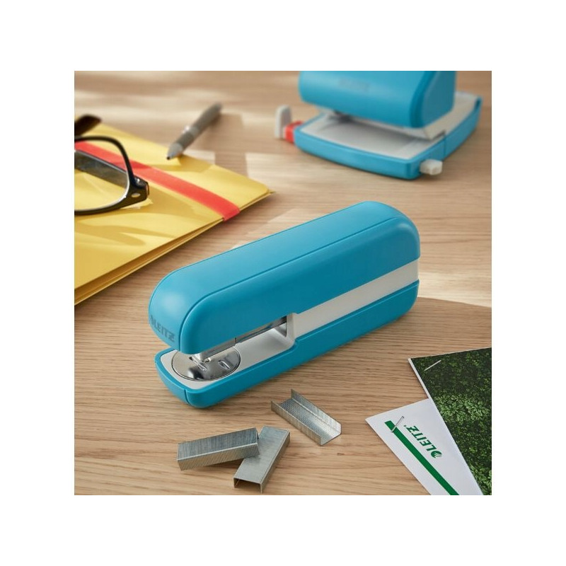 Zszywacz Leitz Cosy, niebieski 55670061