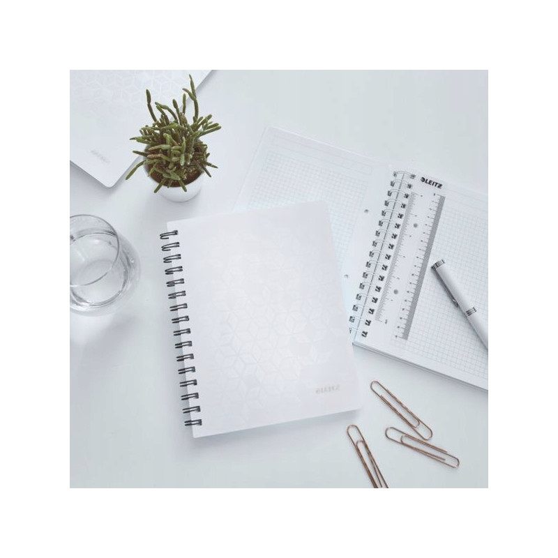 Kołonotatnik w kratkę A5 PP Leitz WOW, biały 46410001